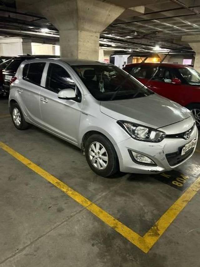 https://images10.gaadi.com/usedcar_image/4533855/original/processed_5e8e0a28-551d-45e4-beb1-a213be22de01.jpeg?imwidth=6400