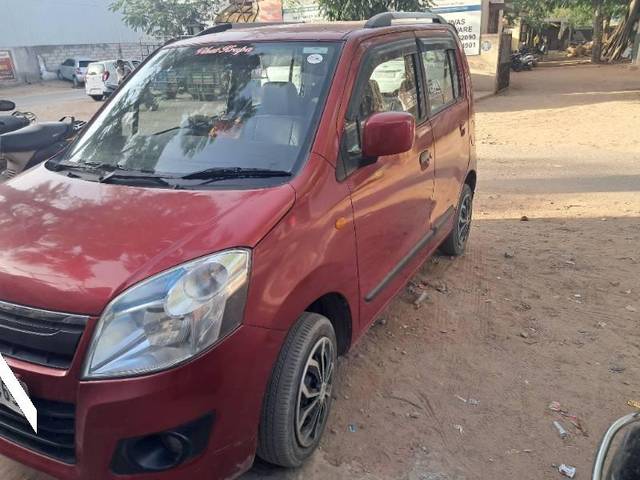 https://images10.gaadi.com/usedcar_image/4533893/original/processed_19282e9c-7ff6-40eb-8e96-116b7d9be68e.jpg?imwidth=6400