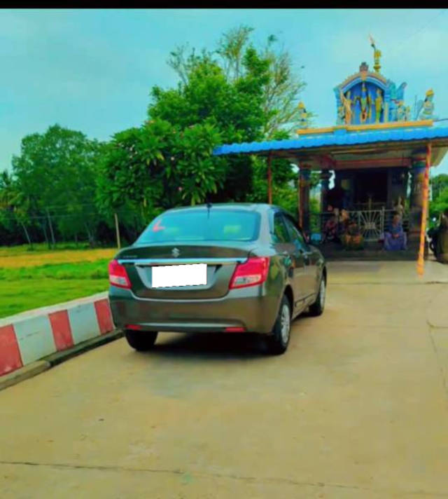 https://images10.gaadi.com/usedcar_image/4533894/original/processed_efd62034-adbe-4460-b908-0e0f1210a90d.png?imwidth=6401