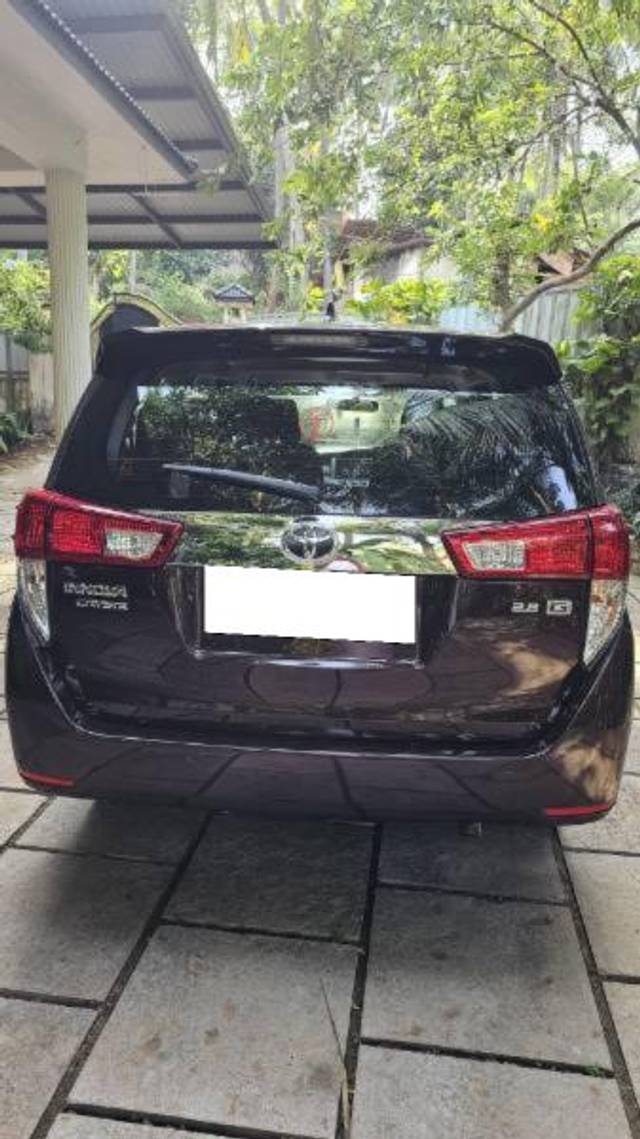 https://images10.gaadi.com/usedcar_image/4533904/original/processed_9b4c76ab-06dd-44c3-9d92-435a4834f6dd.jpg?imwidth=6402