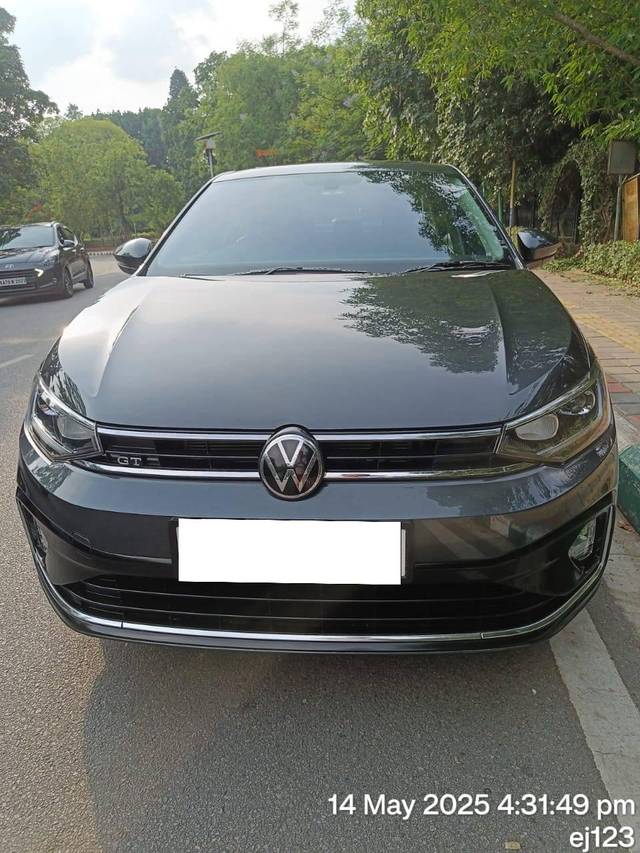 https://images10.gaadi.com/usedcar_image/4533913/original/processed_095507a69f8517dadea19fd85a9368fd.jpg?imwidth=6400