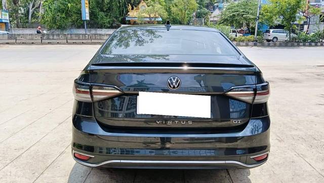 https://images10.gaadi.com/usedcar_image/4533913/original/processed_972732e8399ccc643bc68dd6adafc4e9.jpg?imwidth=6401