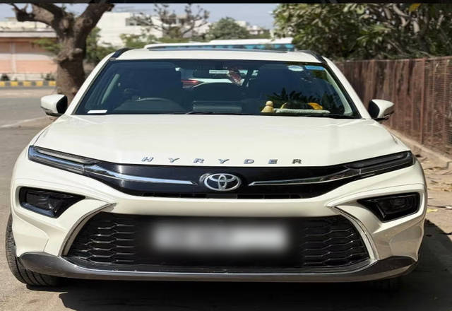 https://images10.gaadi.com/usedcar_image/4533950/original/2529e489-8fb7-41ce-a6c9-9612876f7e0e.?imwidth=6401