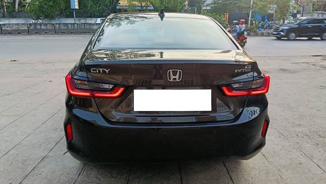 https://images10.gaadi.com/usedcar_image/4533969/original/processed_a0c9412acc930ce0073b43da13ecb967.jpg?imwidth=6402