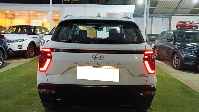 https://images10.gaadi.com/usedcar_image/4533974/original/processed_911f1276a80f83bf4aea24a82d147654.jpg?imwidth=6401