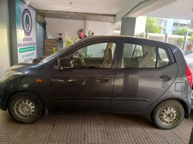 https://images10.gaadi.com/usedcar_image/4533990/original/processed_7f27aa33-53f2-46f7-9796-6d1f5fa76b96.jpg?imwidth=6400