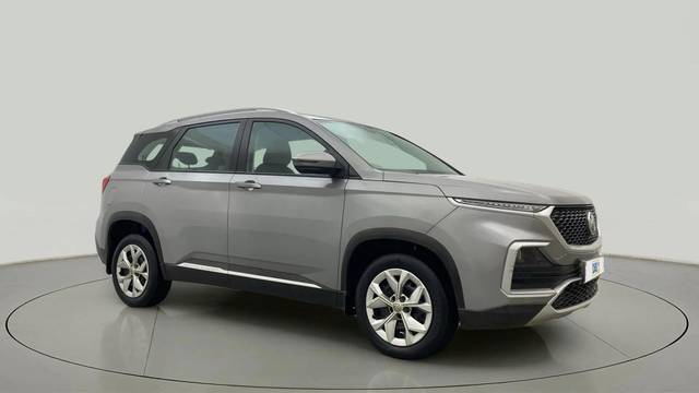 https://images10.gaadi.com/usedcar_image/4534058/original/ad15207ca80a6de3561f77b83769b126.jpg?imwidth=6400