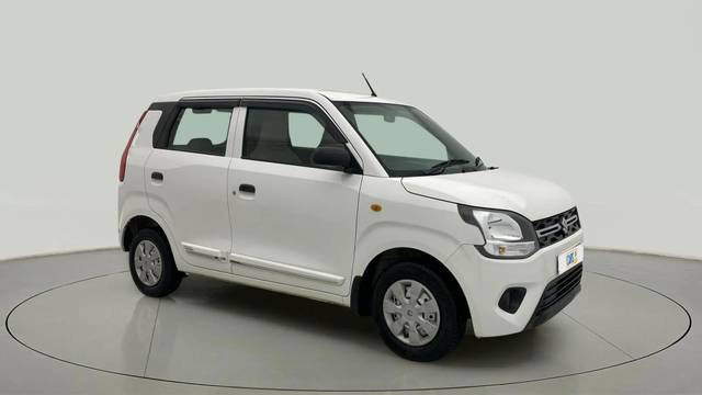 https://images10.gaadi.com/usedcar_image/4534060/original/1a076c1e32dfe1c764761b7bb002256d.jpg?imwidth=6400