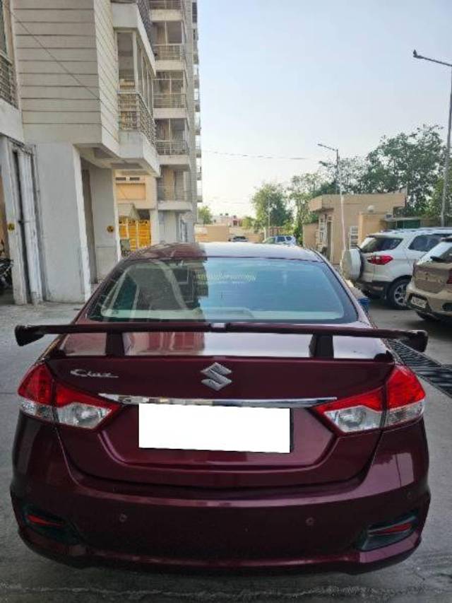 https://images10.gaadi.com/usedcar_image/4534063/original/processed_0fea8f3f-7d22-484a-aaa4-37bd24965d4b.jpg?imwidth=6401
