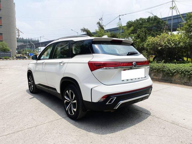 https://images10.gaadi.com/usedcar_image/4534100/original/processed_ecae3577f81d23022547d01d4006a6ca.jpg?imwidth=6402