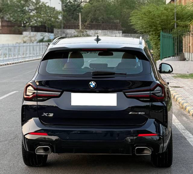 https://images10.gaadi.com/usedcar_image/4534102/original/processed_5fbb35b57857420cbd79e29824e88a23.jpeg?imwidth=6402