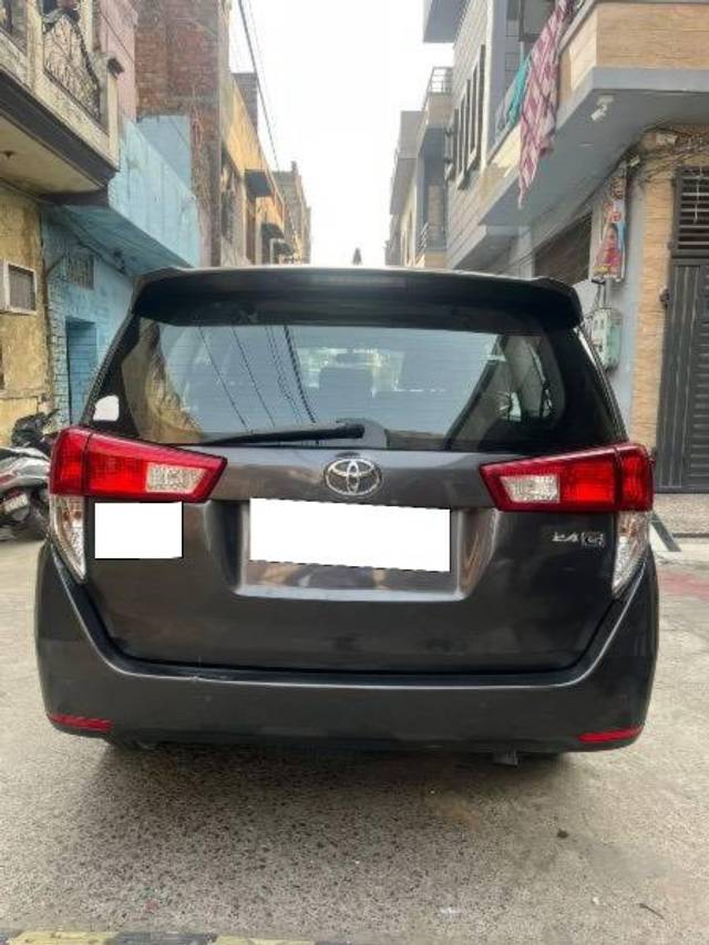 https://images10.gaadi.com/usedcar_image/4534113/original/processed_7b13f536-f12b-48fa-bf55-33f9072da126.jpeg?imwidth=6401