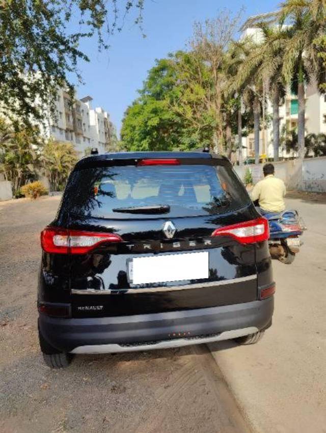 https://images10.gaadi.com/usedcar_image/4534128/original/processed_4e67f358-f368-4def-848c-44f033c646b2.jpg?imwidth=6402