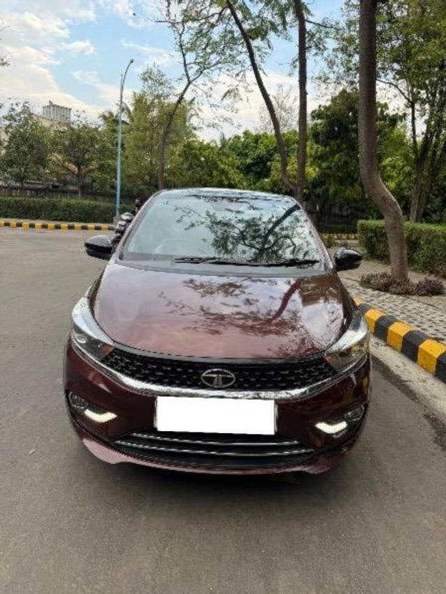 https://images10.gaadi.com/usedcar_image/4534180/original/processed_ce60500c-3eea-4ae9-96e0-099a149e720c.jpeg?imwidth=6400