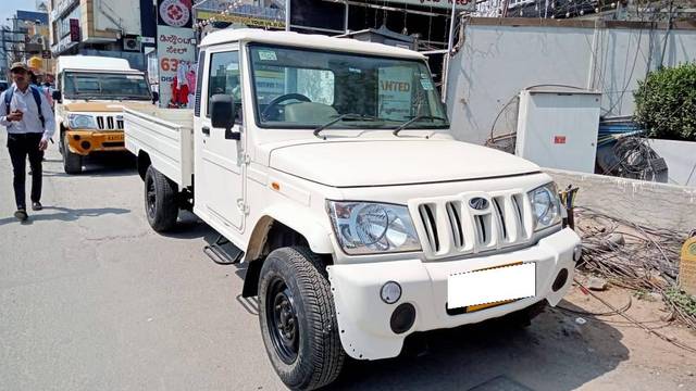 https://images10.gaadi.com/usedcar_image/4534192/original/processed_8fd9aff7225c8d4d609deaa2ccf16f66.jpg?imwidth=6400