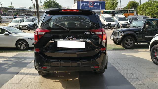 https://images10.gaadi.com/usedcar_image/4534201/original/processed_bf472542044f11c8a7e2eb40bf8ae7e7.jpg?imwidth=6402