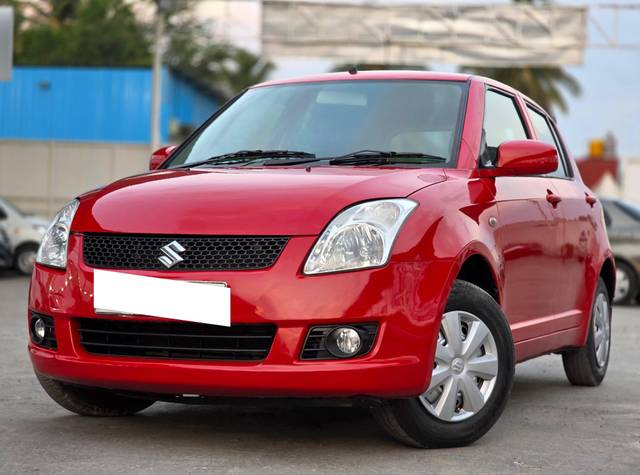 https://images10.gaadi.com/usedcar_image/4534213/original/processed_13ddbd5c19ccc05ee337b689804ebf78.jpg?imwidth=6402