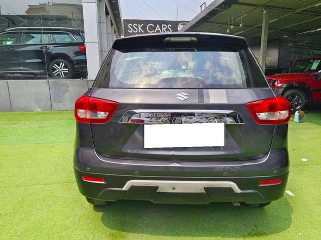 https://images10.gaadi.com/usedcar_image/4534221/original/processed_85134e7e5294fcfde0ae4fe9e113af9b.jpg?imwidth=6402