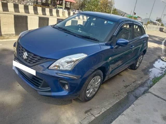 https://images10.gaadi.com/usedcar_image/4534240/original/processed_72ddaac5-02f1-4ed8-a3f7-960c68d0a63a.jpg?imwidth=6401