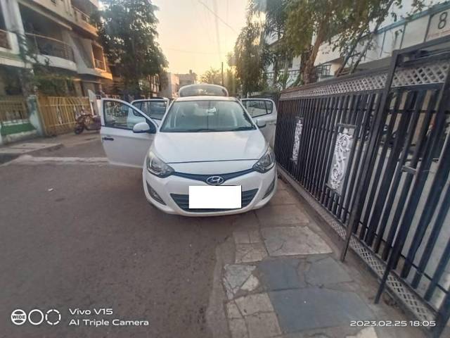 https://images10.gaadi.com/usedcar_image/4534288/original/processed_5d308788-b898-471f-88e2-501d4ad23d5e.jpg?imwidth=6400