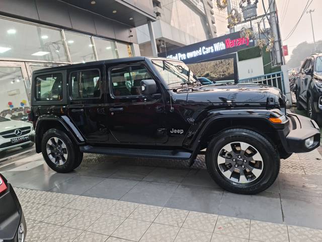 https://images10.gaadi.com/usedcar_image/4534291/original/350f659fdb2674a37c7e42d042932e39.jpg?imwidth=6401