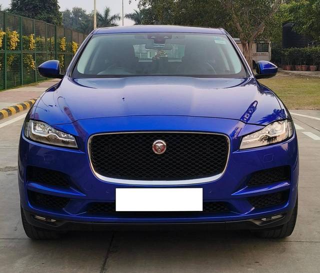 https://images10.gaadi.com/usedcar_image/4534294/original/processed_e5c2a58a2b91429d17525769f970ddd5.jpg?imwidth=6400