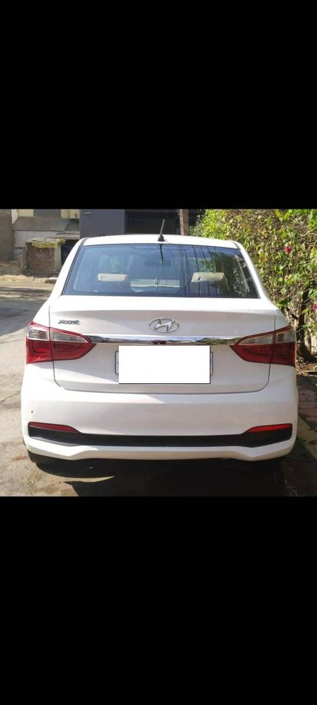 https://images10.gaadi.com/usedcar_image/4534298/original/processed_3b1ae13a0a066265fc46426d492ab1a1.jpeg?imwidth=6400