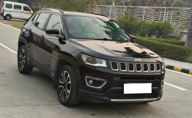 https://images10.gaadi.com/usedcar_image/4534301/original/processed_e302d781b1f0465deef5268863c7fd50.jpg?imwidth=6400