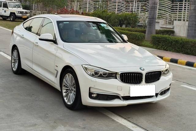 https://images10.gaadi.com/usedcar_image/4534335/original/processed_f404331b1ae78fd9e796cef92bc8fecf.jpg?imwidth=6400
