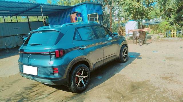 https://images10.gaadi.com/usedcar_image/4534345/original/processed_f67a9bc5-324a-460c-891a-23badc60a6a5.jpg?imwidth=6400