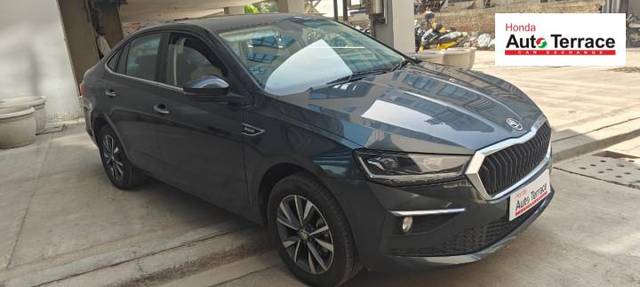 https://images10.gaadi.com/usedcar_image/4534375/original/a90af2ce11e22abc0a501e96950ba5a8.jpeg?imwidth=6400