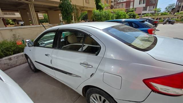 https://images10.gaadi.com/usedcar_image/4534399/original/50f1c97e-e786-4d66-bcad-3e0e75d81769.jpg?imwidth=6401