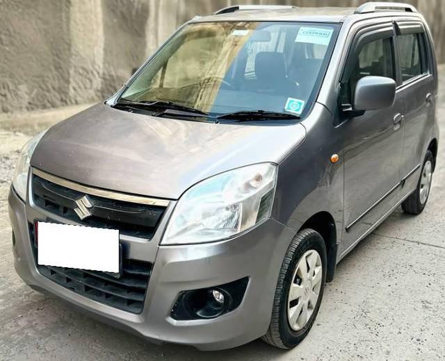 https://images10.gaadi.com/usedcar_image/4534410/original/processed_d00f537c-5bdc-4fbd-8638-cf42c4bfd6df.jpg?imwidth=6400