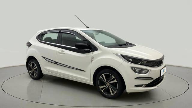 https://images10.gaadi.com/usedcar_image/4534424/original/2daa27033909546a67facd55bf63b5a5.jpg?imwidth=6400