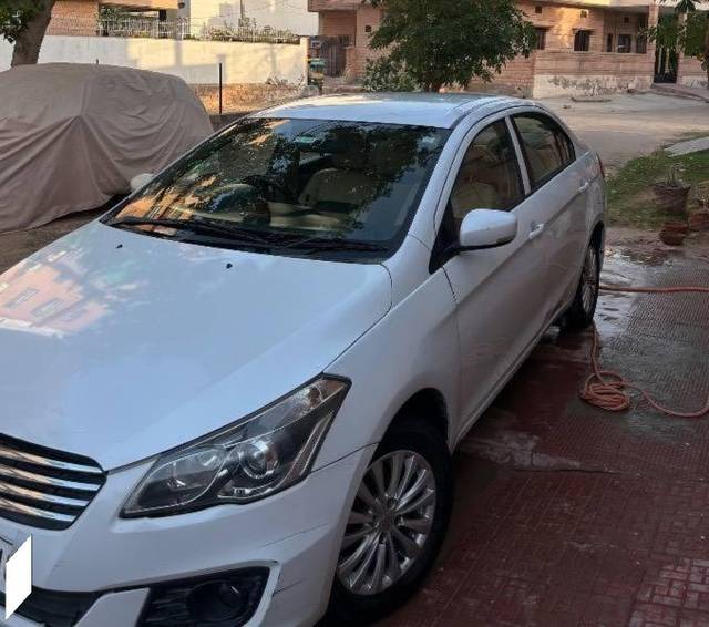 https://images10.gaadi.com/usedcar_image/4534454/original/processed_da04a34b-5c9b-482d-8086-caab782e438f.jpeg?imwidth=6400