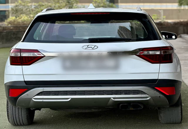 https://images10.gaadi.com/usedcar_image/4534492/original/c1cb8657-1644-43fc-98c0-9dece2f6bd83.?imwidth=6400