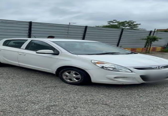 https://images10.gaadi.com/usedcar_image/4534515/original/7d0b742d-b778-4246-8a5b-d8abc01771b0.?imwidth=6400