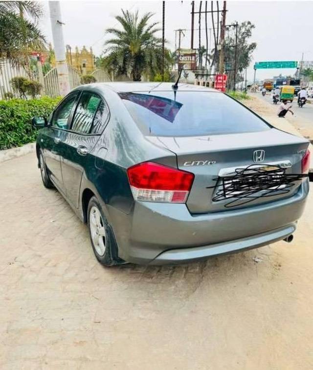 https://images10.gaadi.com/usedcar_image/4534534/original/processed_84ed8776-c275-4c0d-bc61-bf8ce63ee56b.jpeg?imwidth=6400