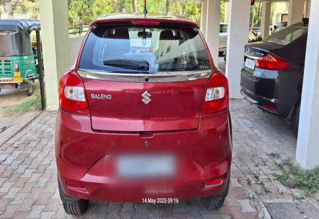 https://images10.gaadi.com/usedcar_image/4534543/original/1e39e174-7f78-4ea4-9787-7136dd09a1b9.?imwidth=6401