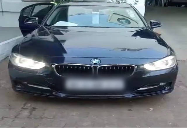 https://images10.gaadi.com/usedcar_image/4534559/original/44f43004-d370-4f82-a0ab-8dc7a9d93f1d.?imwidth=6400