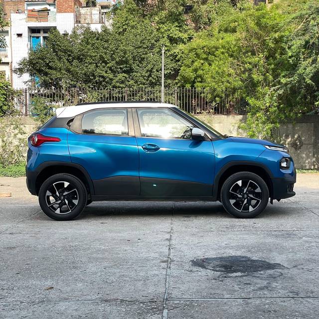 https://images10.gaadi.com/usedcar_image/4534578/original/ef4137ed2d1e900a226b1773358ef0fe.jpg?imwidth=6401