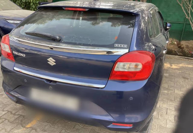 https://images10.gaadi.com/usedcar_image/4534598/original/6ce1a511-334f-4861-a22a-f96b367dbb72.?imwidth=6400