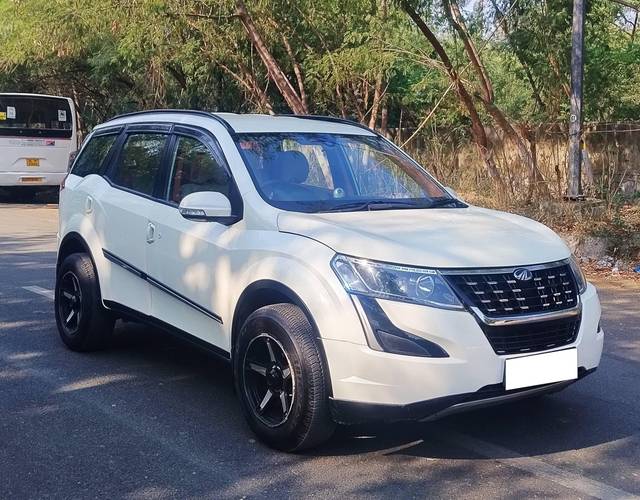 https://images10.gaadi.com/usedcar_image/4534605/original/processed_bd3b07796a16694981e100f716c1638a.jpg?imwidth=6400