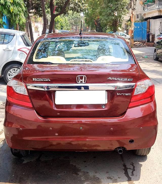 https://images10.gaadi.com/usedcar_image/4534609/original/processed_20d301588f8ce916f29d050fcc08e404.jpg?imwidth=6401