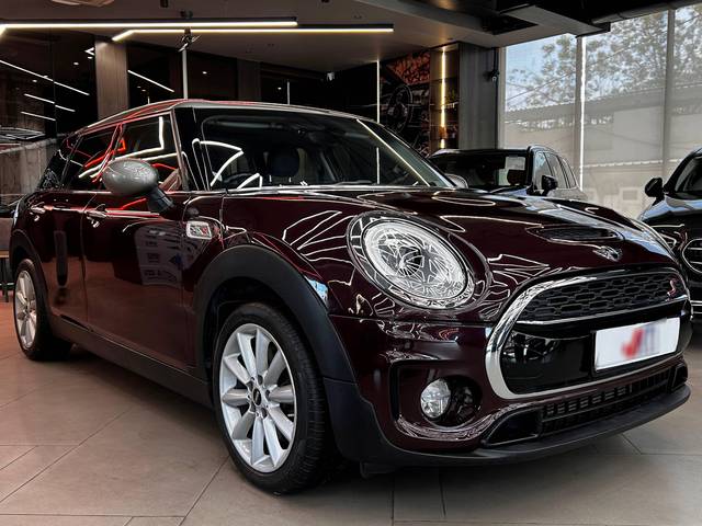 https://images10.gaadi.com/usedcar_image/4534620/original/processed_8f2b47407c3ec0d00f8a7248c47c790b.JPG?imwidth=6400