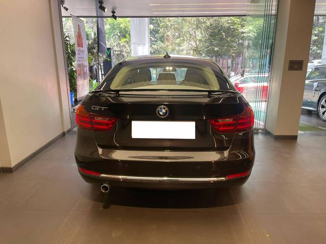 https://images10.gaadi.com/usedcar_image/4534639/original/processed_04eac654d11a1f88b9832270768a2f0b.jpeg?imwidth=6402