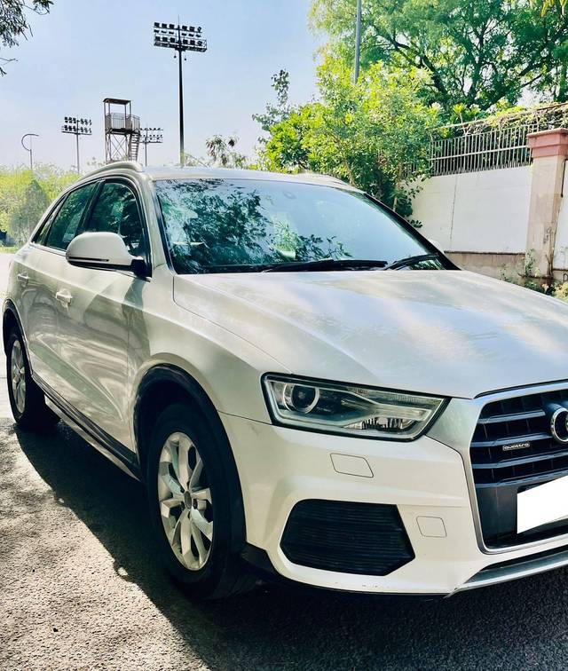 https://images10.gaadi.com/usedcar_image/4534692/original/processed_e093630fc5d10183f34ae3c4f02cc146.jpg?imwidth=6400