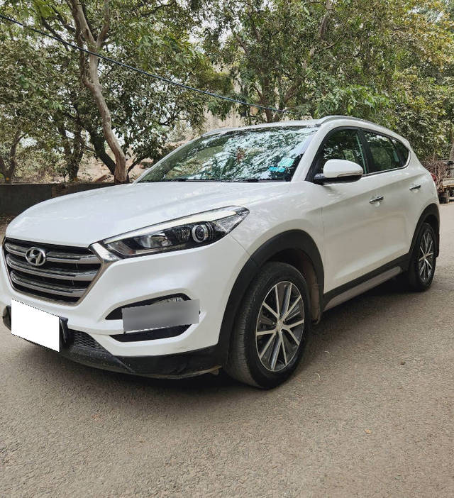 https://images10.gaadi.com/usedcar_image/4534695/original/processed_60d42173dc7061e57da94e1ef880bf04.png?imwidth=6402