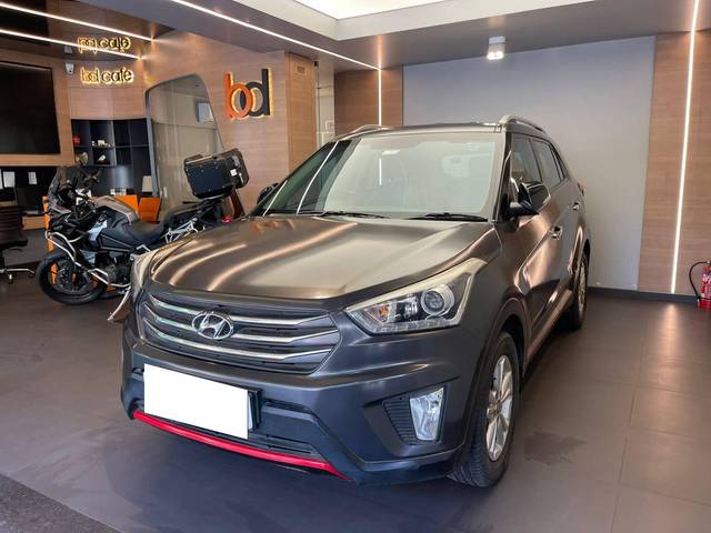 https://images10.gaadi.com/usedcar_image/4534701/original/processed_eff99a2adb1b0a84003d0fbe8c783ecc.jpeg?imwidth=6402