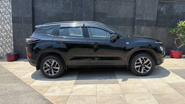 https://images10.gaadi.com/usedcar_image/4534711/original/b6b3f63ac42d47a7ea529a7519c77cb9.jpg?imwidth=6401